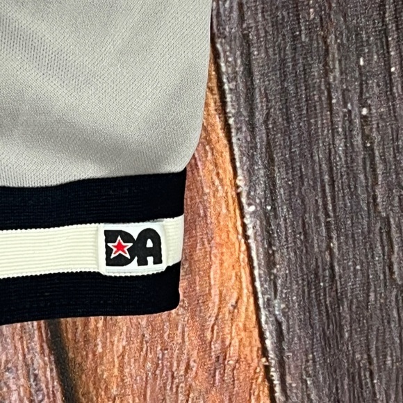 Vintage 1990s Caravan Transit Bus Gray Softball Baseball Sports Jersey - Picture 4 of 8